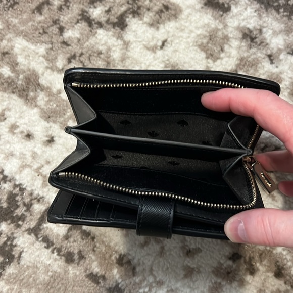 Kate Spade black golden hardware wallet - Picture 4 of 4